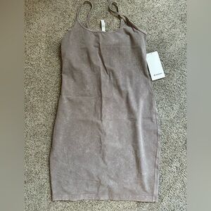 [NWOT]Rare lululemon inner glow to dye for dress